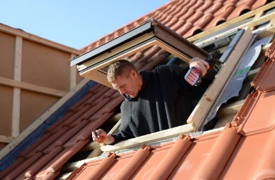 Pose de fenêtres de toit Velux à Gioux